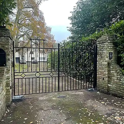 iron gates on driveway